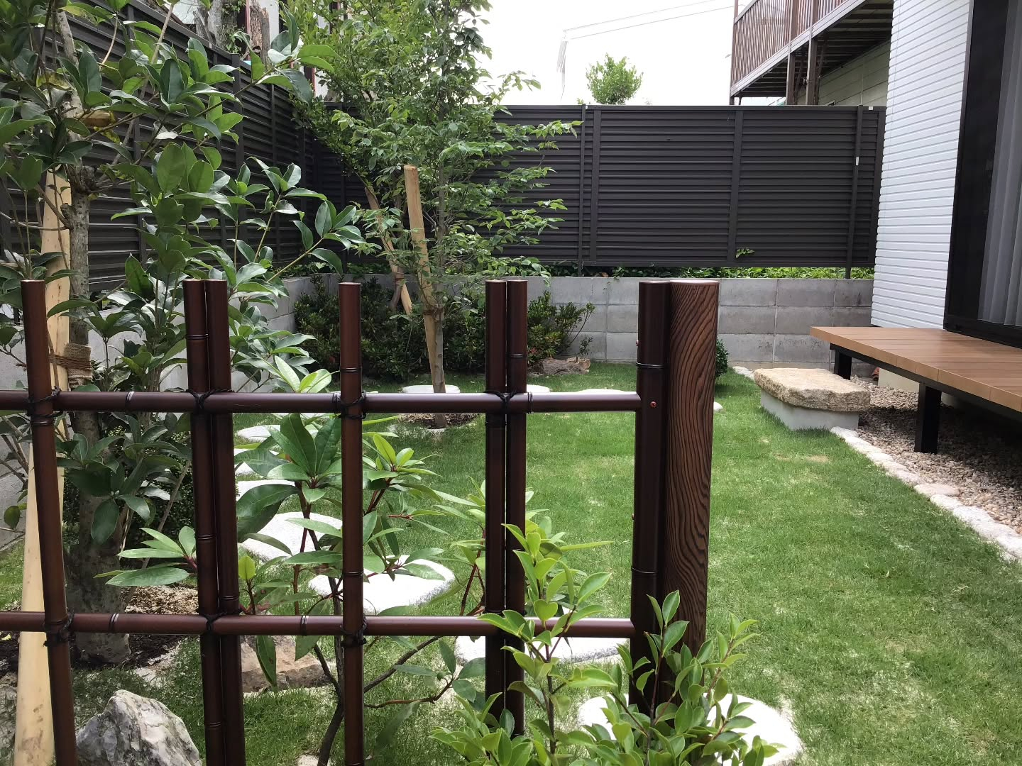 朝ドラに出てくるような庭にして欲しいと、、、