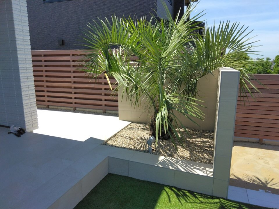 板張りで仕切る、