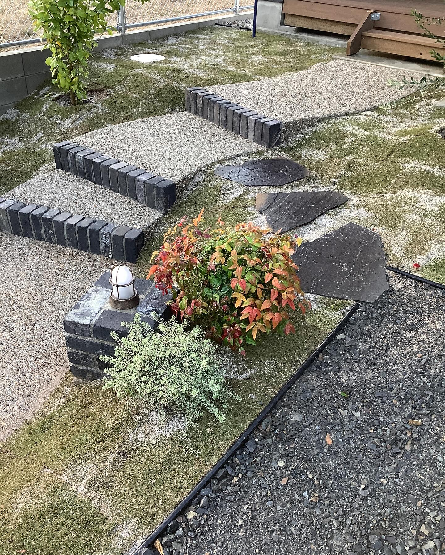 レンガの個性に合わせた目地仕上げ