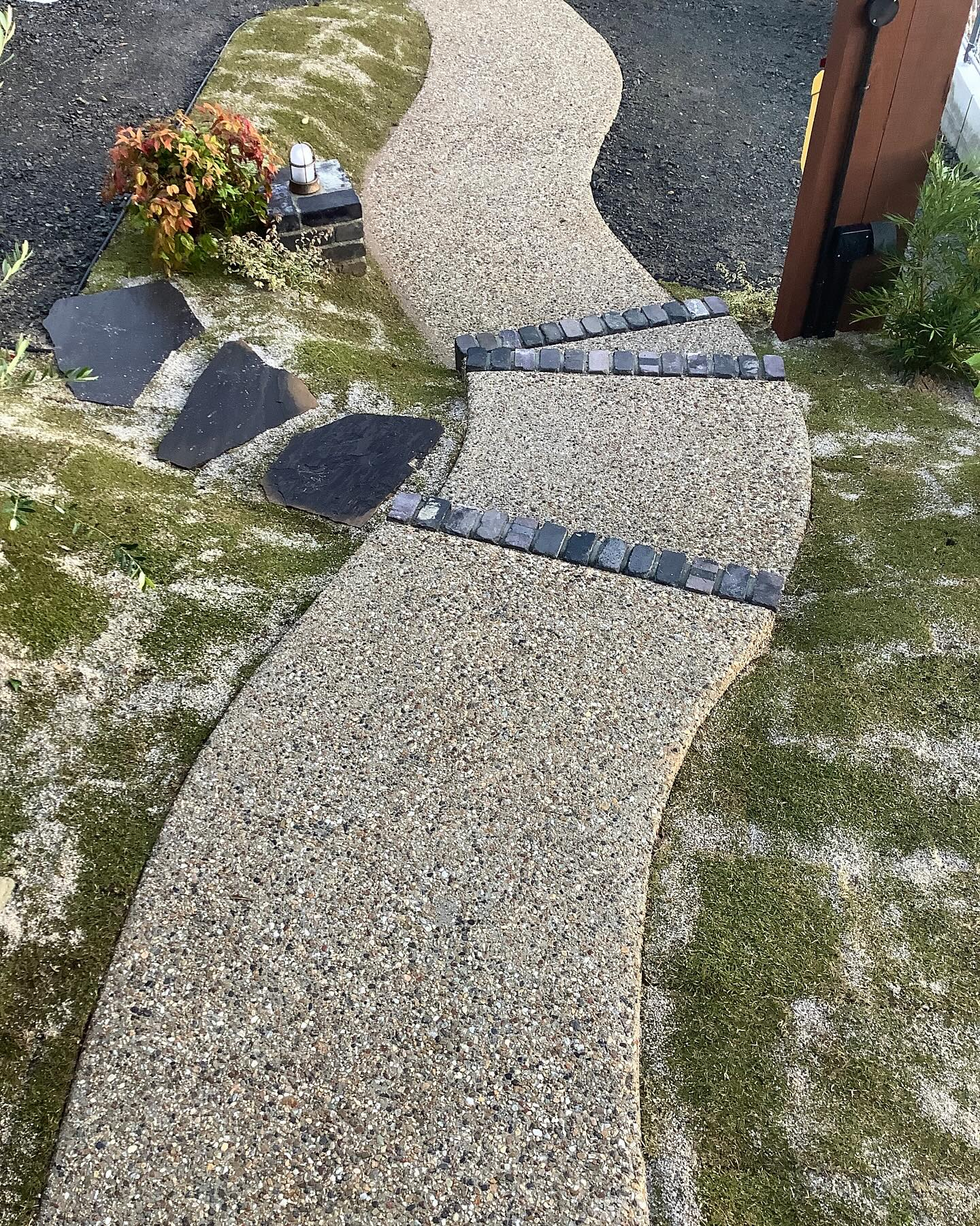 レンガの個性に合わせた目地仕上げ