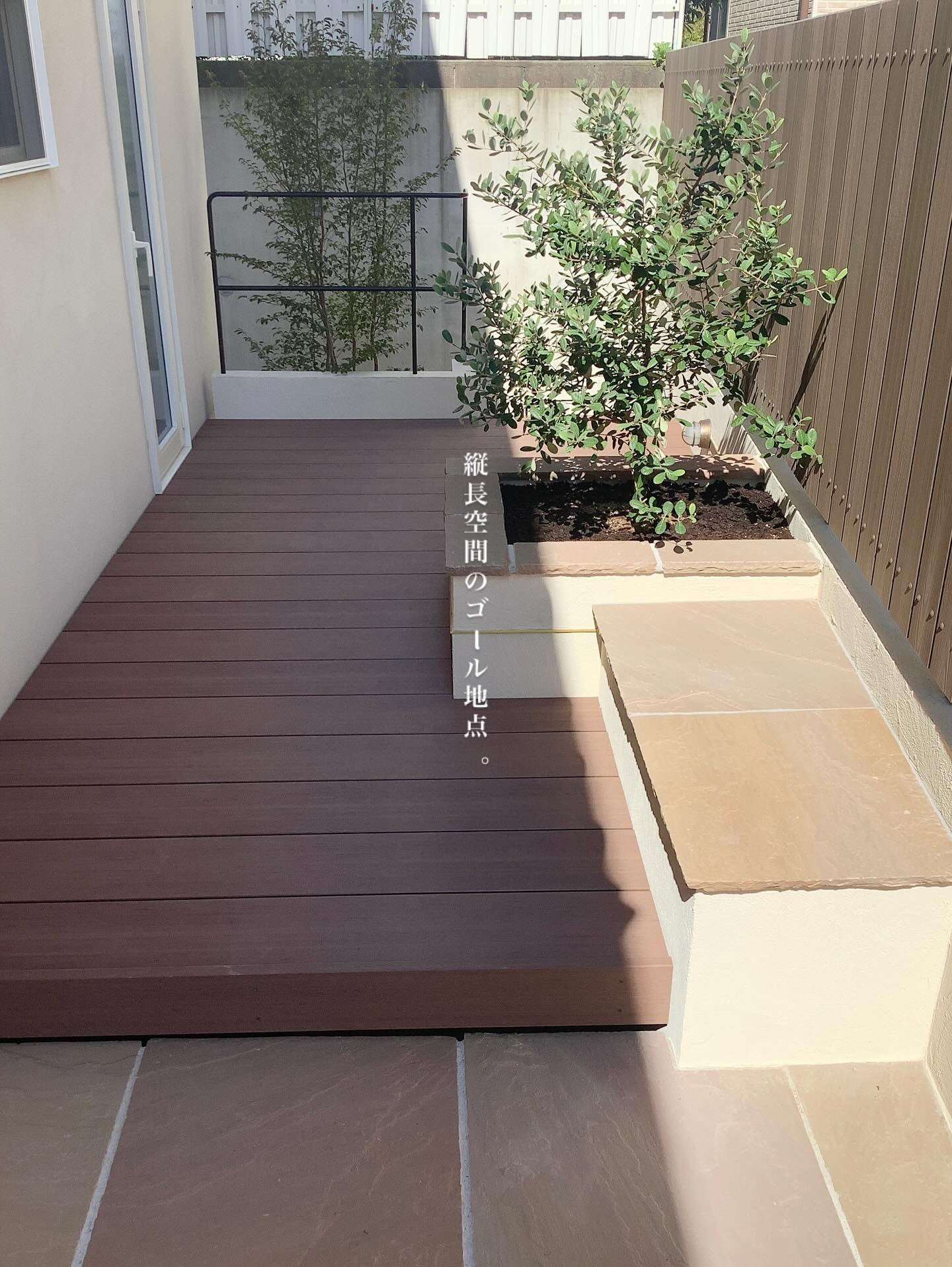 勝手口はメインなスペース。