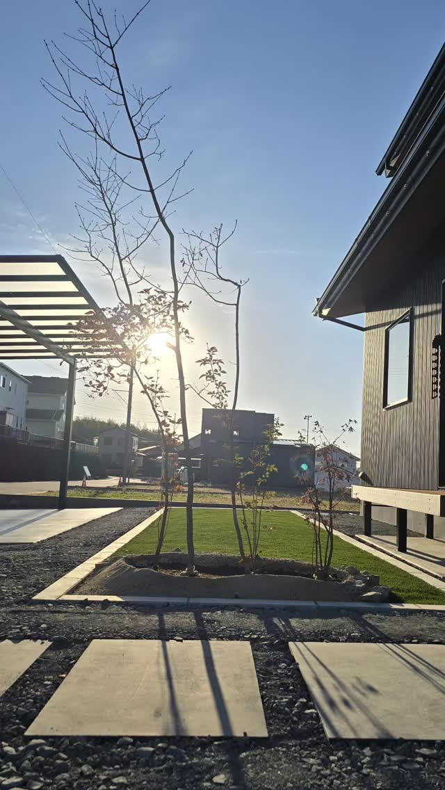 あまりやってこなかった玄関までのストレート導線。